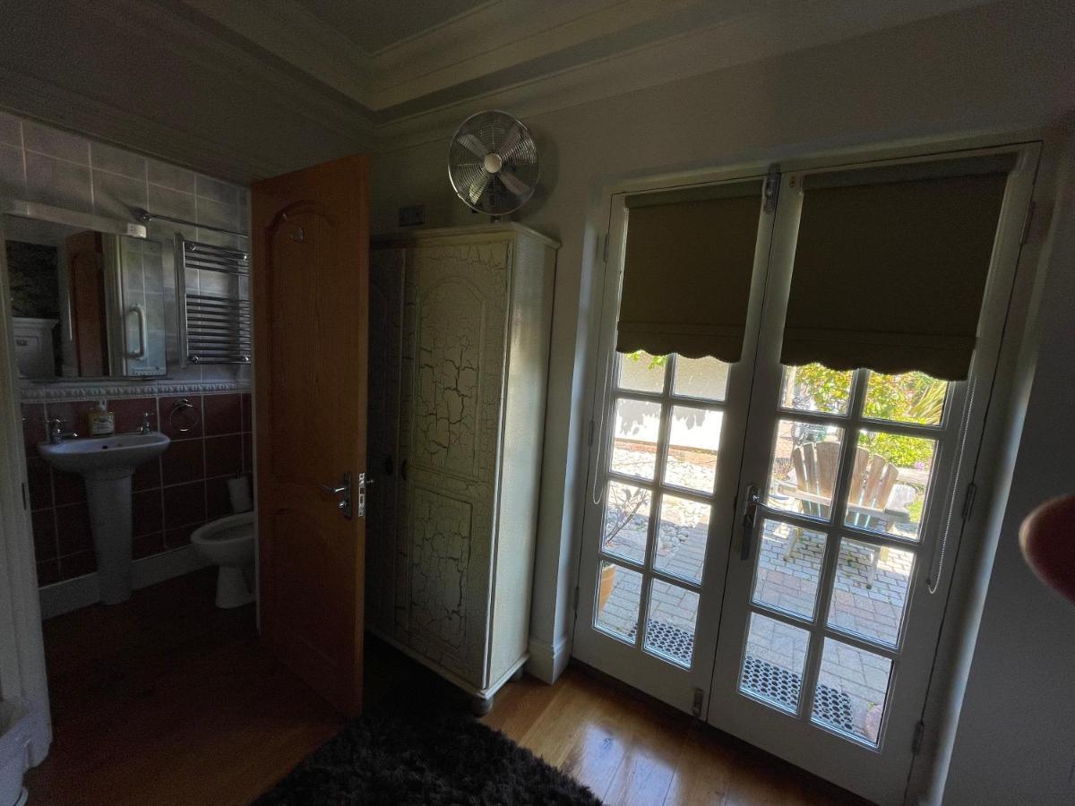סנט אוסטל Bradleigh Lodge מראה חיצוני תמונה