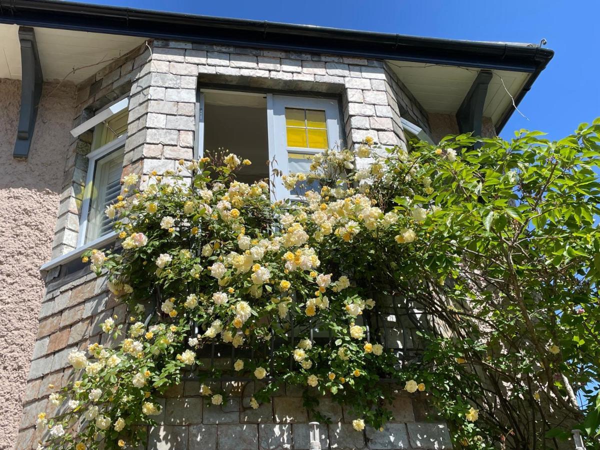 סנט אוסטל Bradleigh Lodge מראה חיצוני תמונה