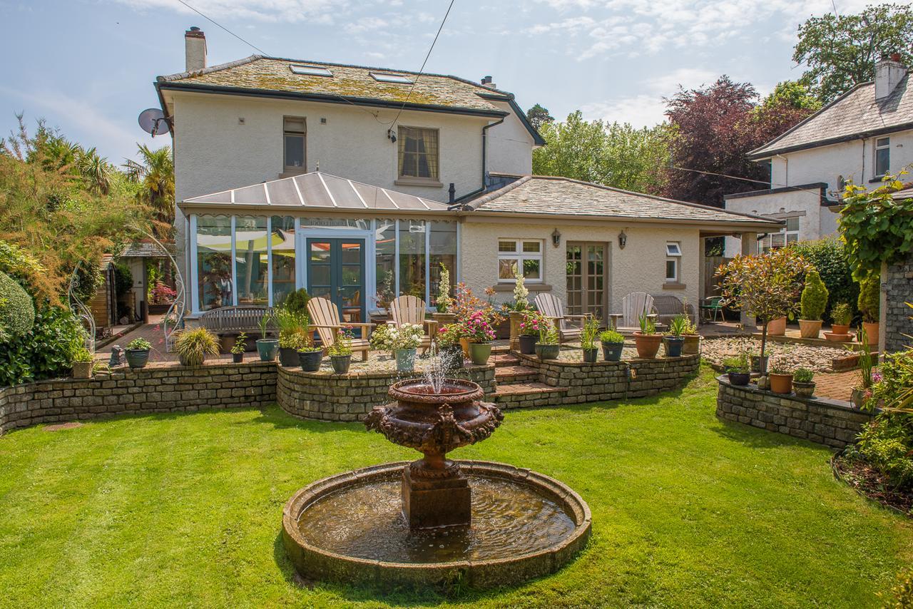 סנט אוסטל Bradleigh Lodge מראה חיצוני תמונה