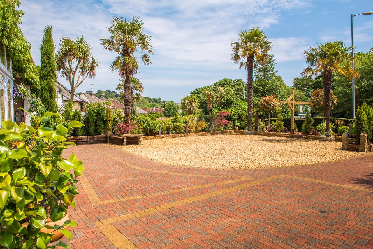 סנט אוסטל Bradleigh Lodge מראה חיצוני תמונה